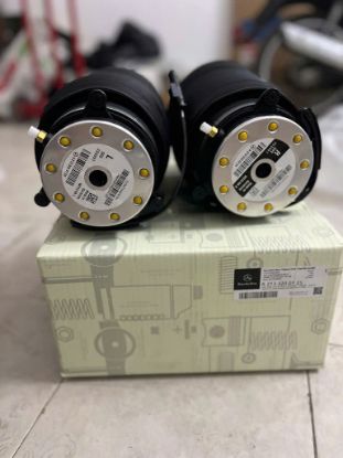 Ảnh của Bóng hơi sau GLC200 GLC250 GLC300 W253 , E200 E250 E300 W213