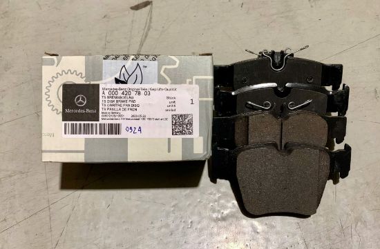 Ảnh của Má phanh sau Mercedes GLC250, GLC300 W253