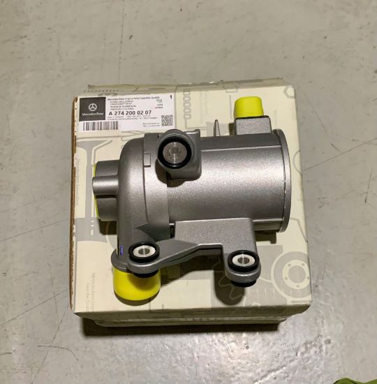 Ảnh của Bơm nước động cơ Mercedes - M274